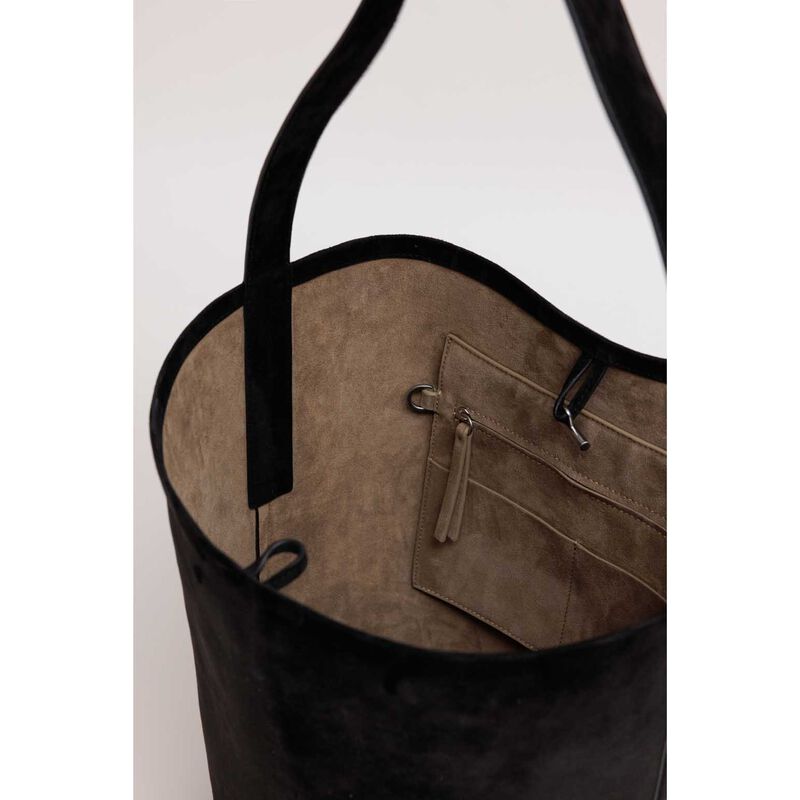 Yu Mei Teresa Tote image number 2